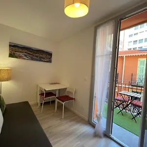  Appartement La Cour Du Centre